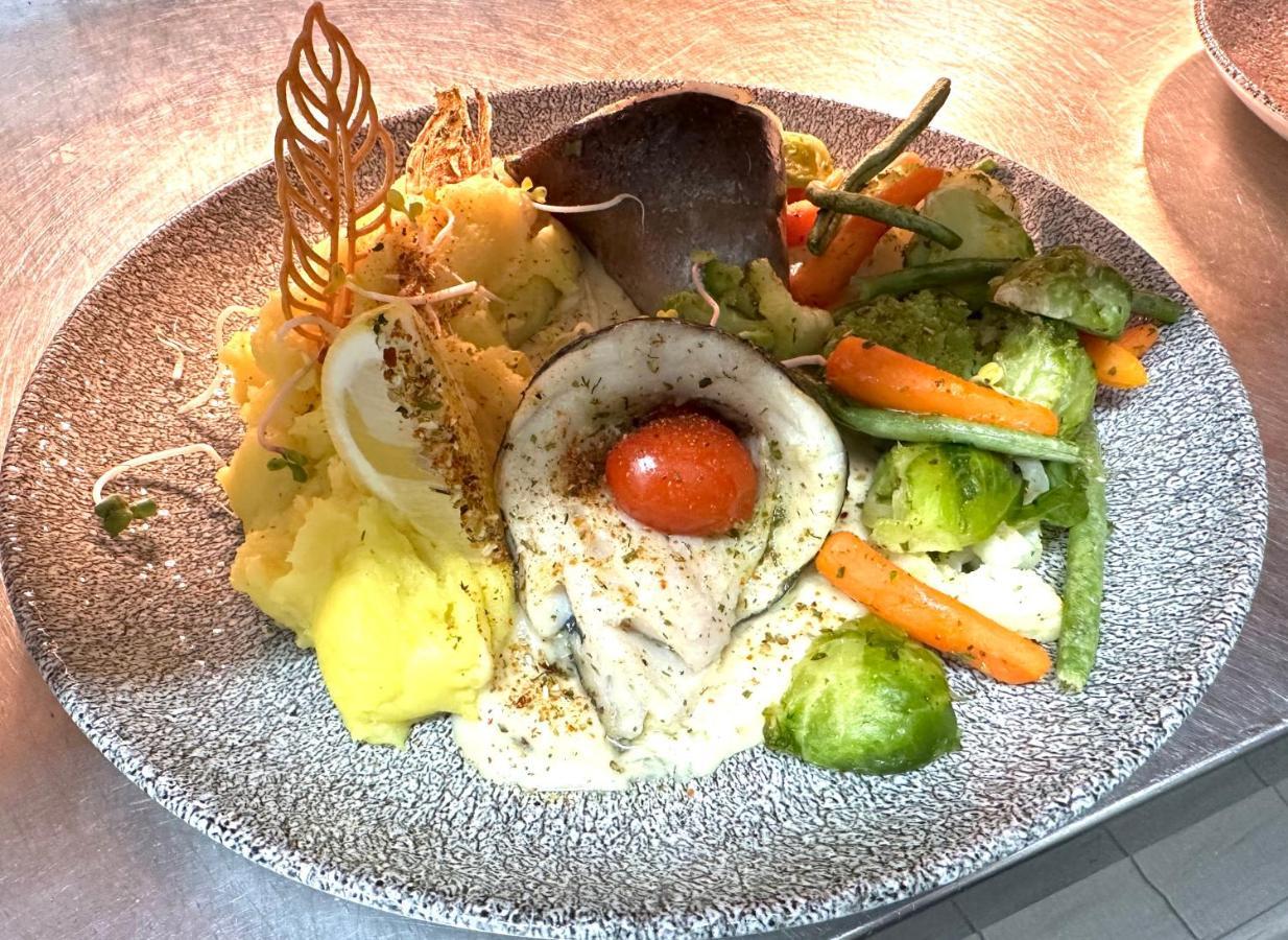 Aparthotel Guzulka & Restaurant เบอร์ลิน ภายนอก รูปภาพ