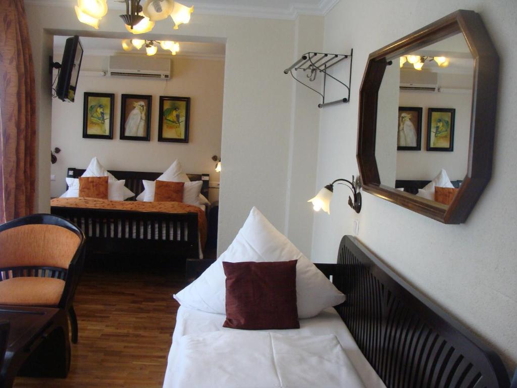 Aparthotel Guzulka & Restaurant เบอร์ลิน ภายนอก รูปภาพ